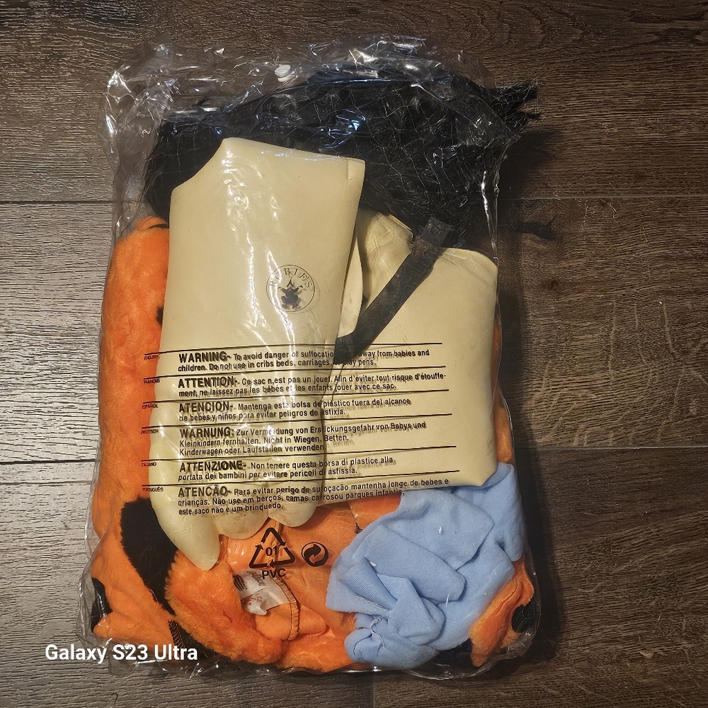 Fred Flintstone Adult Costume - Picture 5 of 9